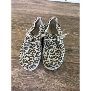 Hey Dude Women's Leopard Print Loafers Slip On Casual Shoes Size‎ 7